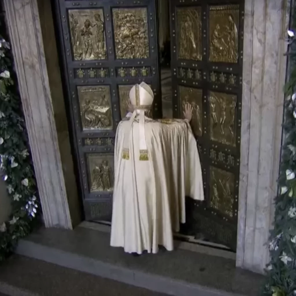 the-holy-door- San Peter